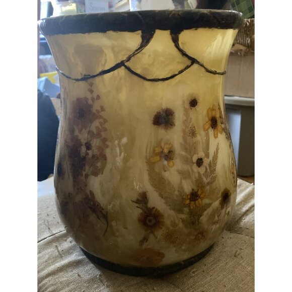 Vtg MCM Lucite Acrylic Honey Swirl Real Pressed Flowers Waste Basket Vase 10.5" - Picture 5 of 12